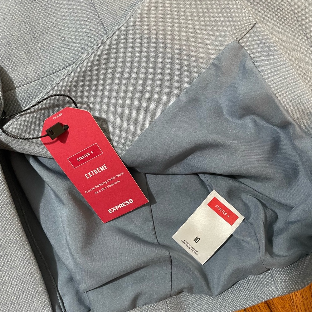 EXPRESS Light Blue Blazer - Picture 6 of 10